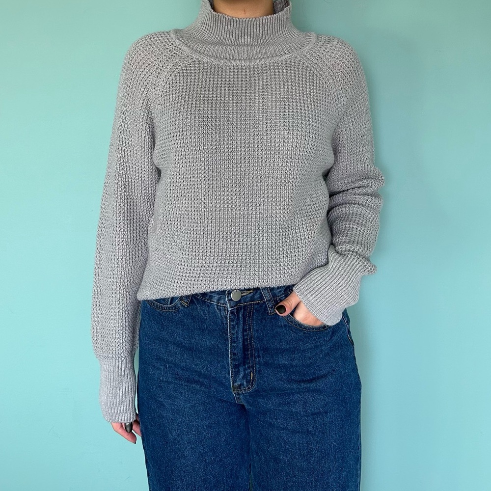 VINTAGE SWEATER